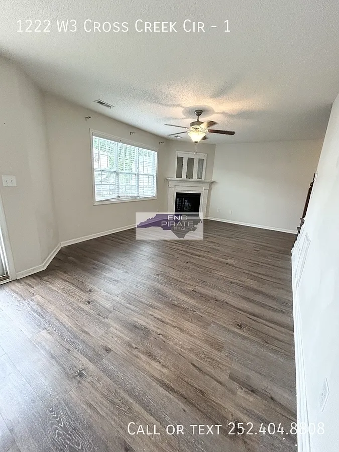 3 bed, 2.5 bath, $1,300 — Photo 3