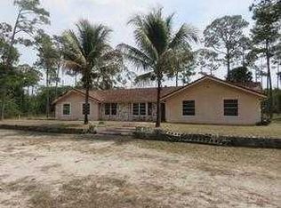 2490 Doe Trl, Loxahatchee, FL 33470