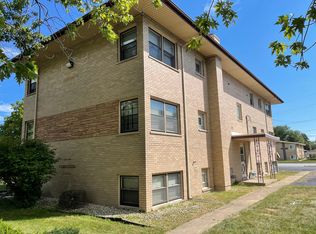 18422 Torrence Ave APT 6, Lansing, IL 60438