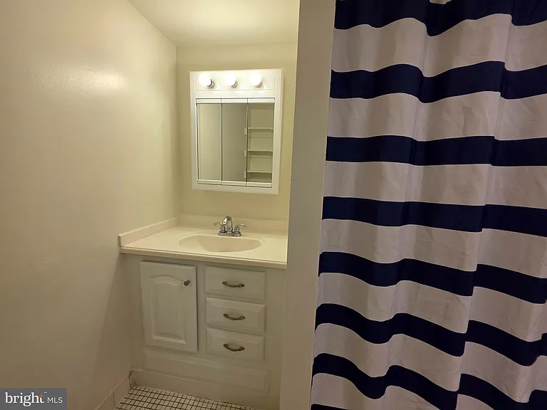 2059 Huntington Ave #1100 — Photo 10