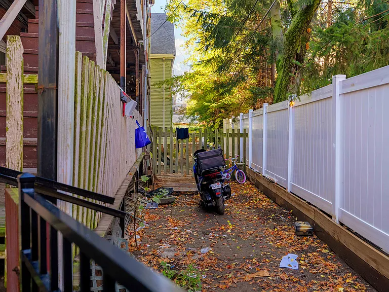 46 Saxton St #1 — Photo 3