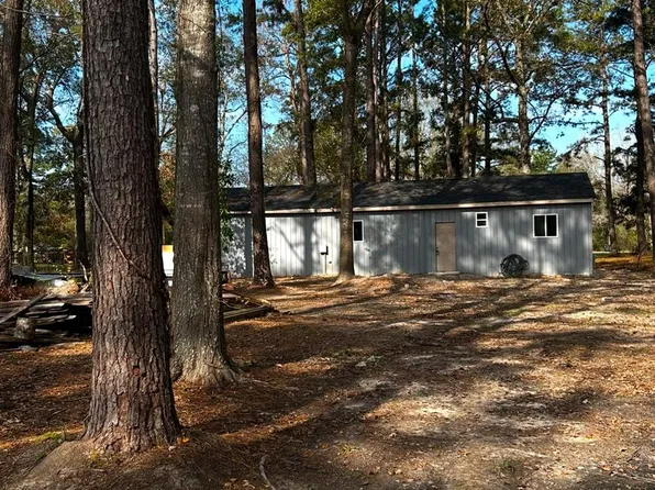 204 Pine Bend Ct, Cleveland, TX 77327