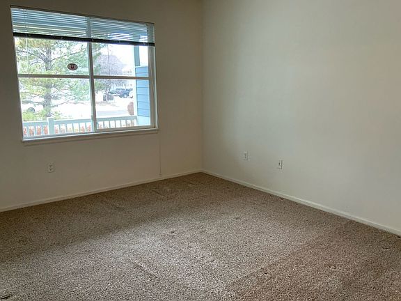 4th image of 640 Gooseberry Dr Unit 106