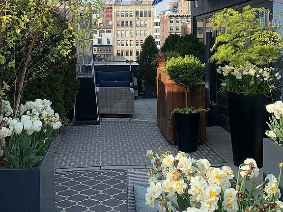3rd image of 50 W 15th St Penthouse Cd