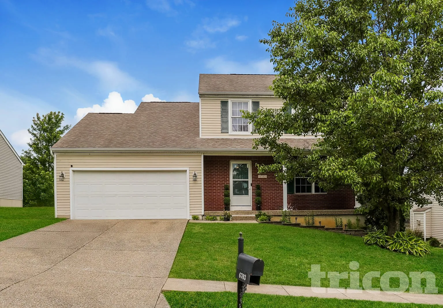 6703 Bluffview Circle Louisville KY — Photo 1