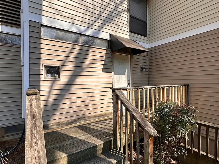 The Hammond Apartments — Photo 137