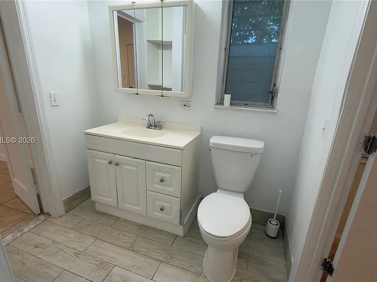 808 84th St #810 — Photo 16