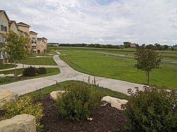 2nd image of 1046 Trebbiano Ln N