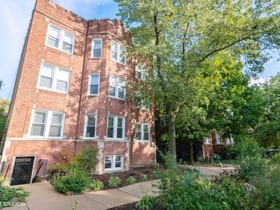 3853 N Kedvale Ave #C2, Chicago, IL, 60641