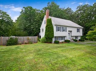 11 Sylvanus Wood Ln, Woburn, MA 01801