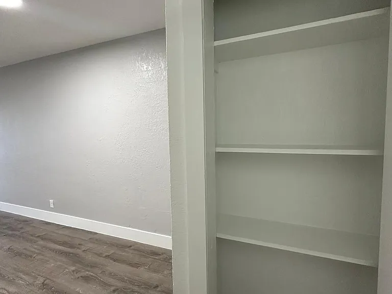 3660 NE 11th Ave #3 — Photo 9