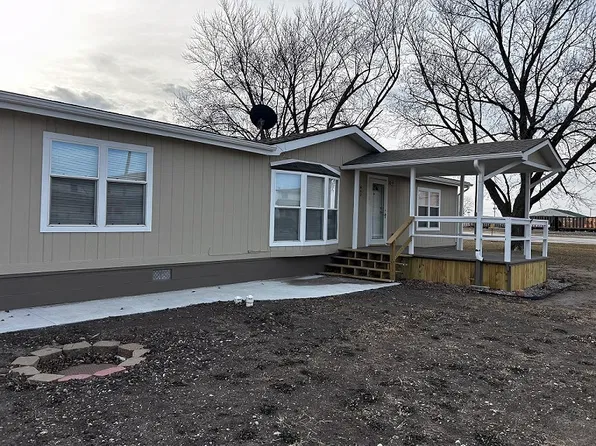 602 North Ave, Essex, IA 51638
