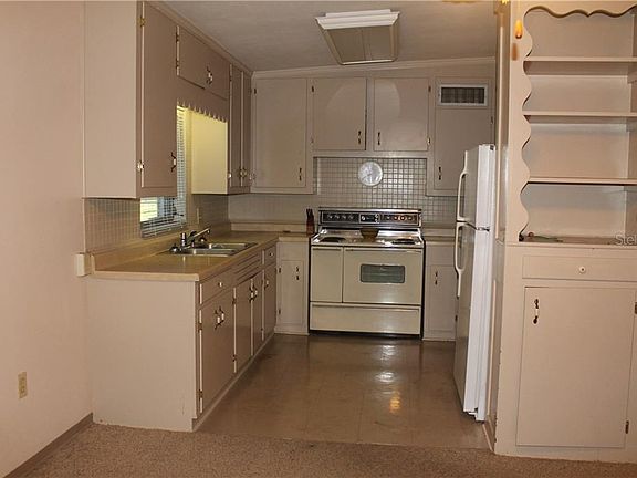 2nd image of 1903 Brown St