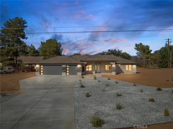 15155 Pocahantas St, Apple Valley, CA 92307