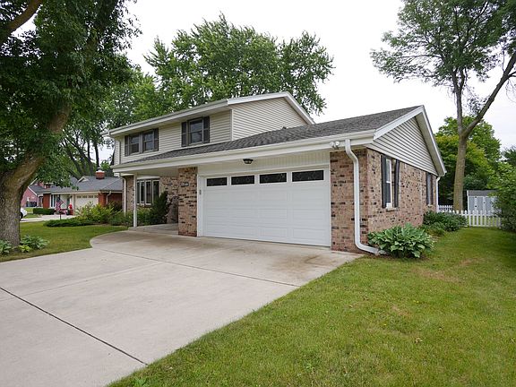 4th image of this home