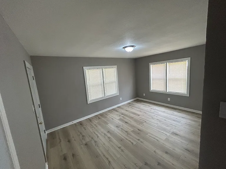 642 N Poplar St #644 — Photo 2