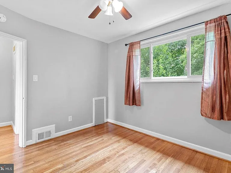 5810 33rd Pl — Photo 26