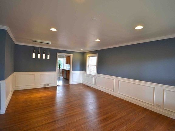 2nd image of 3138 Cuyler Ave #0