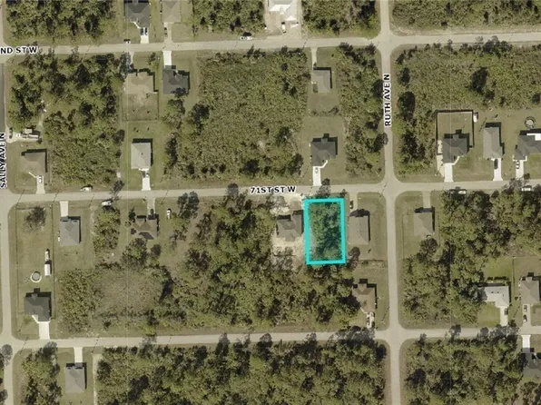 3303 71st St W, Lehigh Acres, FL 33971