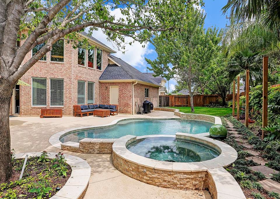 1st image of 5410 Highland Falls Ln