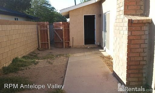 4th image of 443 E Avenue J4