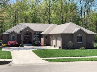 307 Abby Ln, Batesville, IN 47006