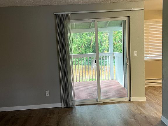 4th image of 3808 22nd Ave SE APT C