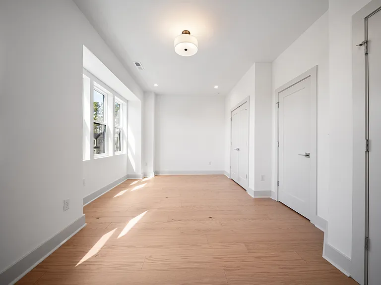 1143 Booth Park Blvd — Photo 18