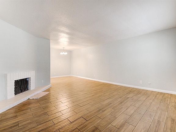 5th image of 6200 W Tidwell Rd APT 2608
