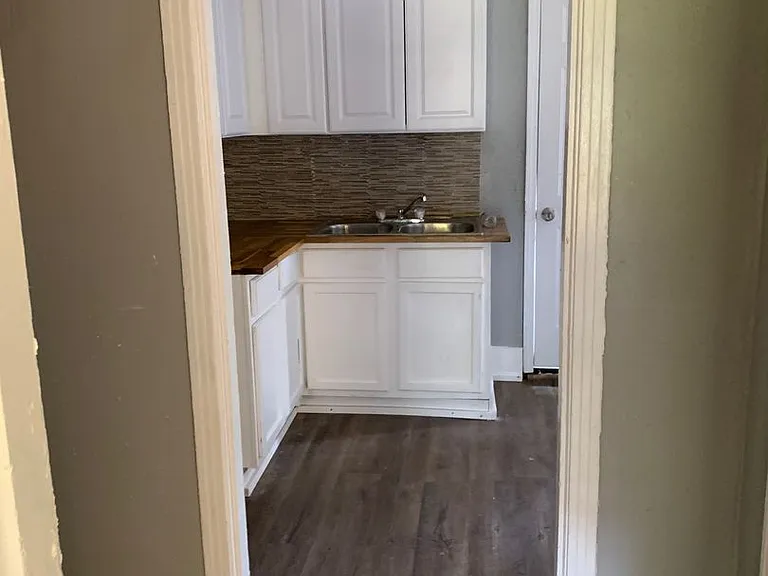1068 Blanchard Pl — Photo 3