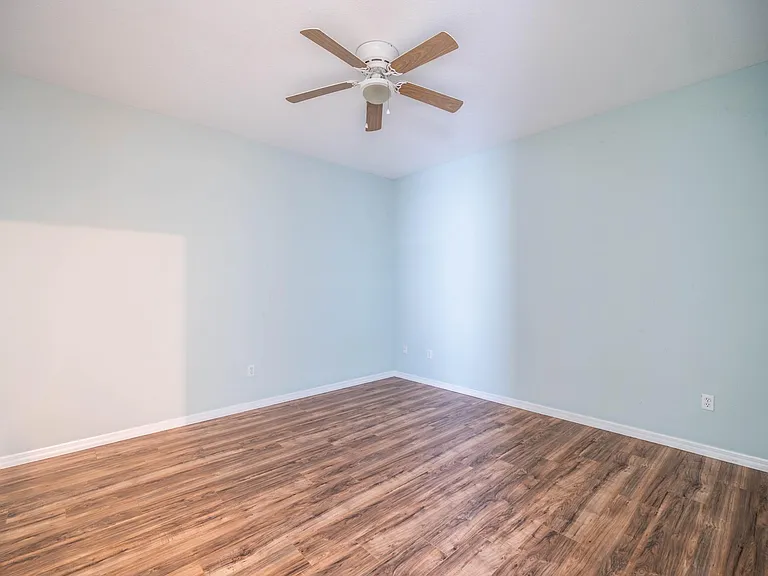 2541 River Preserve Ct — Photo 13