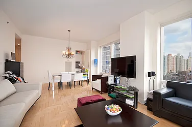 Rented by Sumitomo Real Estate Sales