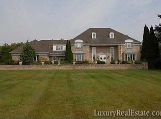 139 Hoyt Farm Rd, New Canaan, CT 06840