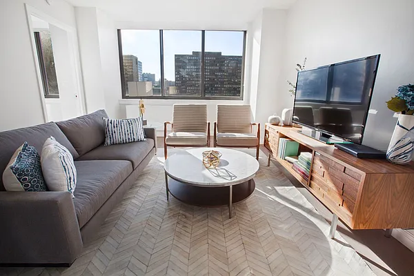 Rented by Mirador Real Estate | media 29