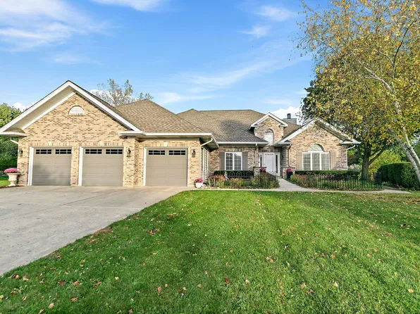 2101 Burnham Ct, Algonquin, IL 60102