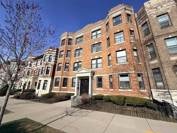 451 Park Dr APT 2C, Boston, MA 02215