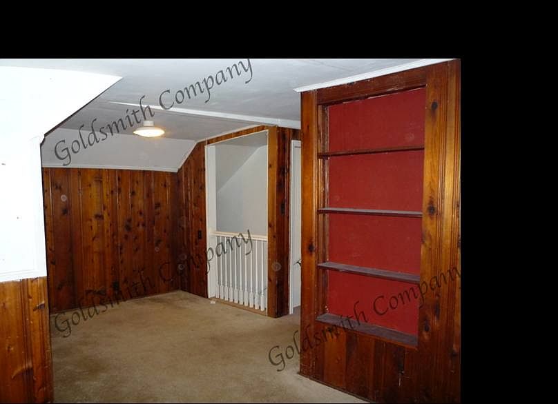 2nd image of 126 B Cleveirvine Ave