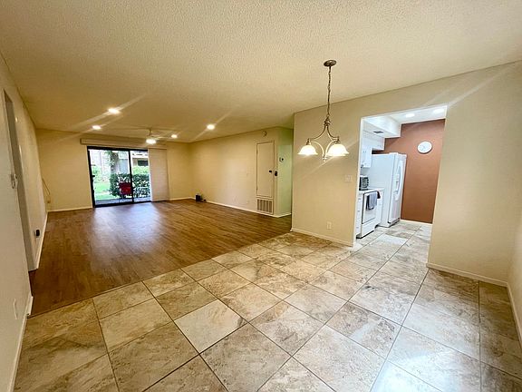 3rd image of 1050 E Ramon Rd Unit 119
