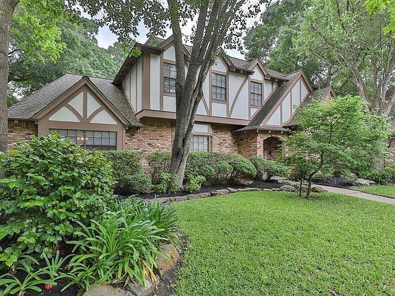 5th image of 2922 Crystal Falls Dr