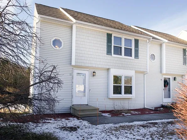 17 Scott Lane #17, Sandown, NH 03873