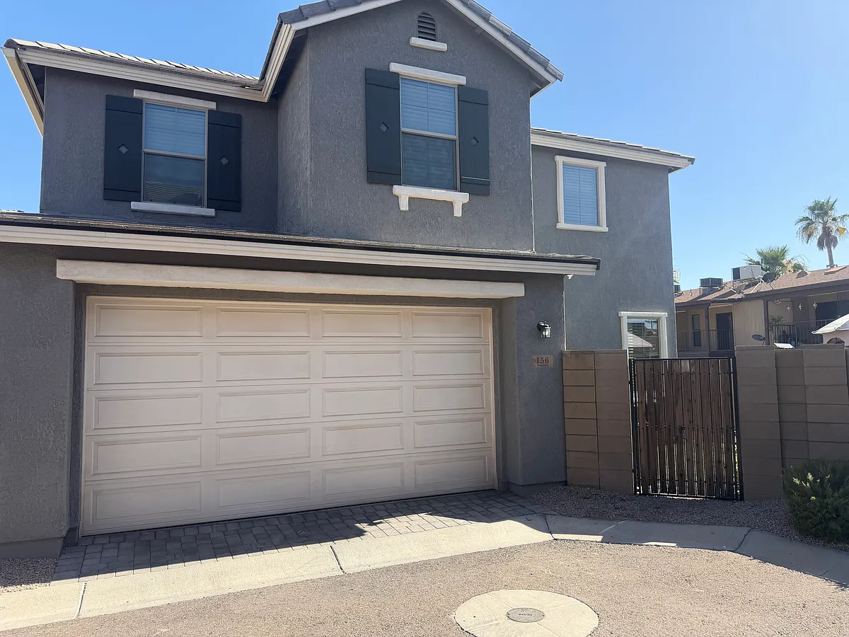 Building Photo - 156 N 56th Pl
