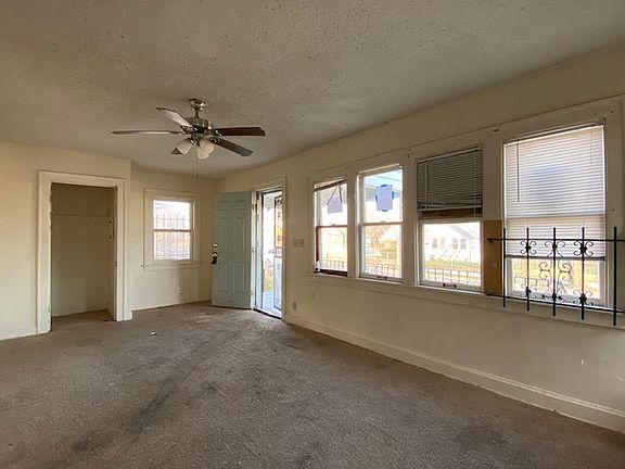 Additional Living Room