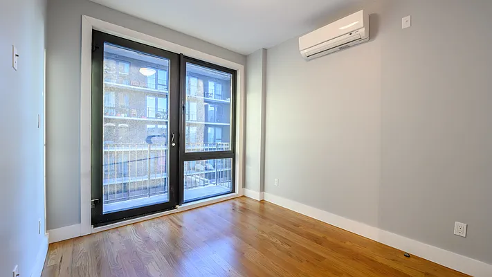 Rented by Nooklyn NYC LLC | media 75