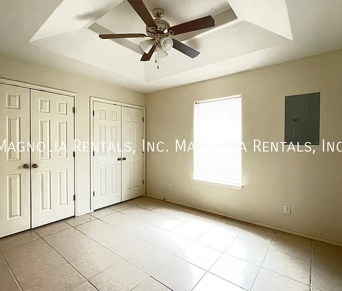 3705 S Fairmont Ave #A — Photo 29