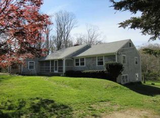 101 Elm Dr, North Kingstown, RI 02852