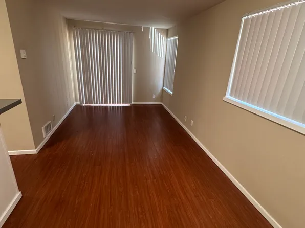 Blue Ridge Courts, 8530 Mary Ave NW #F457f16a4, Seattle, WA 98117