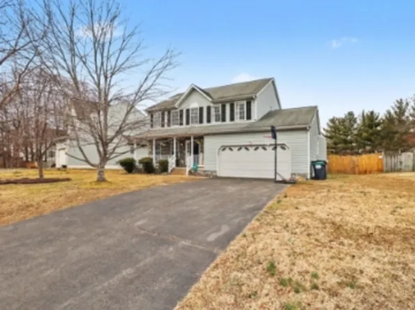 7415 Sterling Dr, Fredericksburg, VA 22407