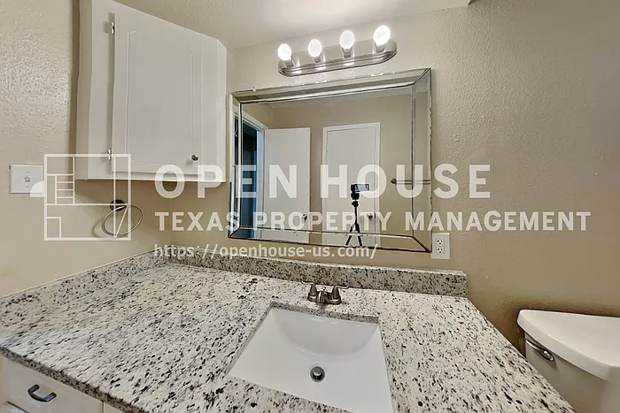 3202 Vandyke Dr — Photo 17