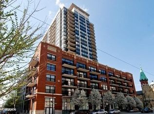 210 S Des Plaines St #705, Chicago, IL 60607