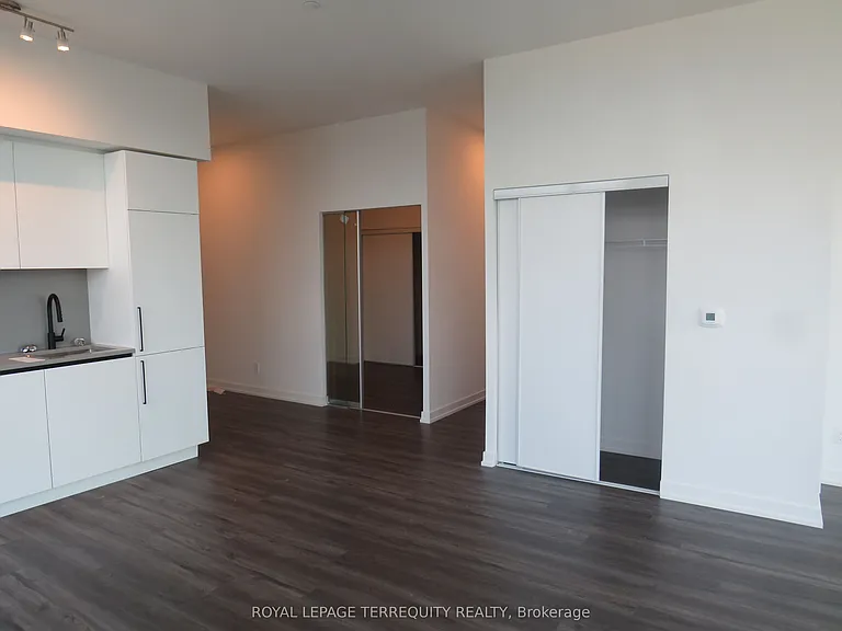 35 Parliament St #3304 — Photo 15